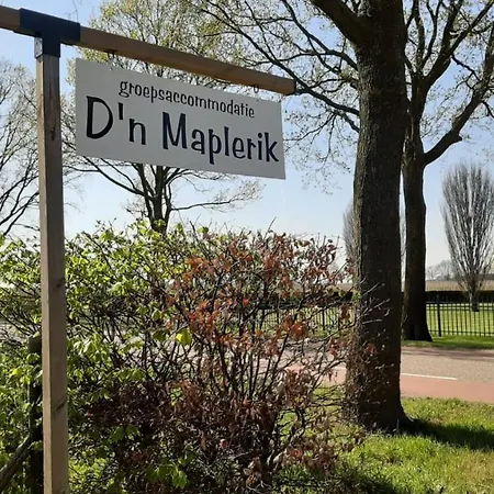 Dom wakacyjny De Maplerik