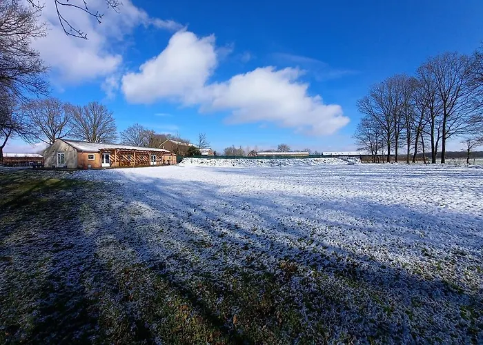 Сasa de vacaciones De Maplerik *
