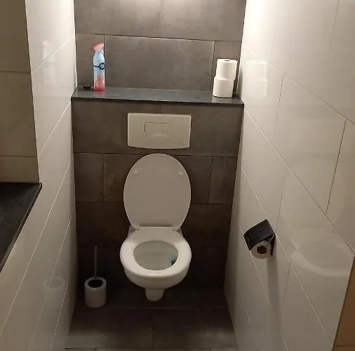 Сasa de vacaciones De Maplerik *