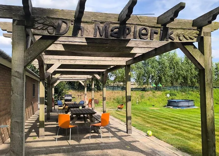 Сasa de vacaciones De Maplerik *