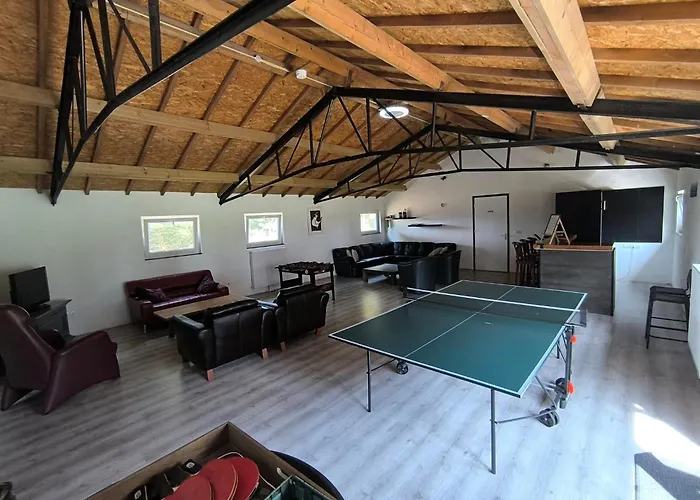 Сasa de vacaciones De Maplerik Oirlo